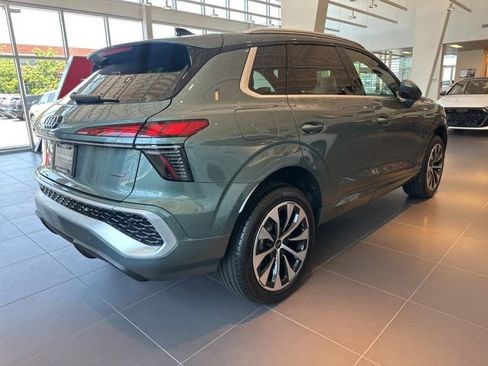 New 2026 Audi Q3 quattro 2.0T AWD/4WD image 5