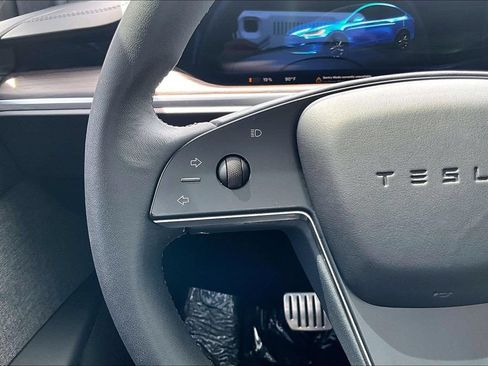 Used 2024 Tesla Model X AWD/4WD image 11