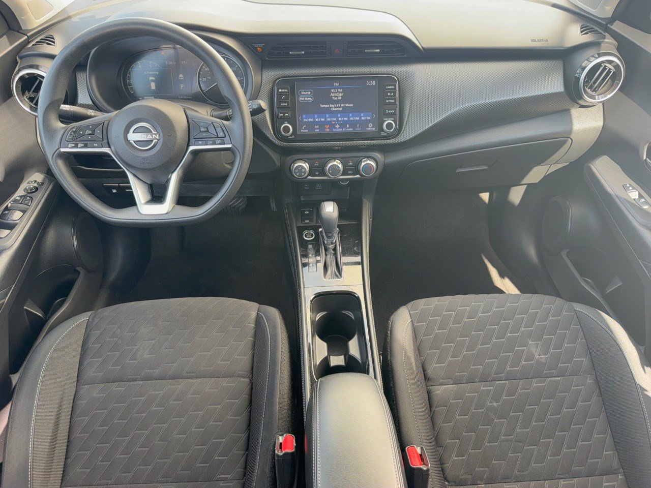 Used 2023 Nissan Kicks SV FWD image 17
