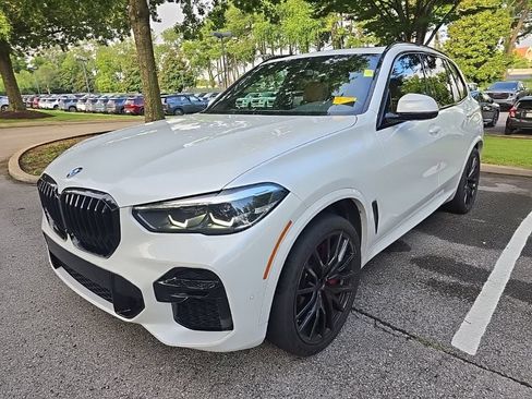 Used 2023 BMW X5 sDrive40i w/ M Sport Package RWD image 4