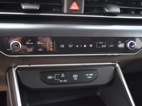 New 2026 Kia Carnival LXS image 27