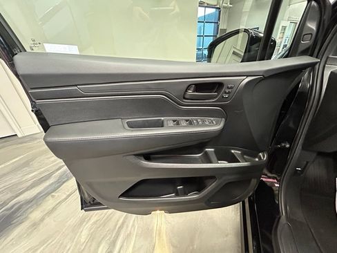 Used 2025 Honda Odyssey Sport-L image 53