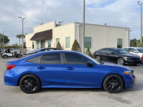 Used 2024 Honda Civic Sport image 4