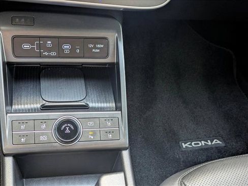 Used 2026 Hyundai Kona Limited AWD/4WD image 13