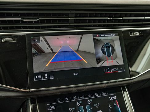 Used 2019 Audi Q8 Prestige AWD/4WD image 26