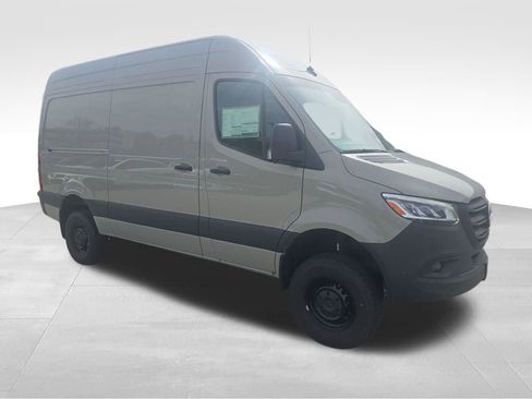 New 2026 Mercedes-Benz Sprinter 2500 image 7