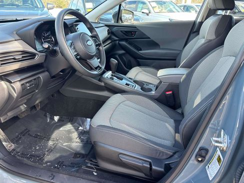 Used 2024 Subaru Crosstrek 2.0i Premium image 8