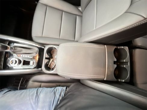 Used 2023 GMC Canyon Elevation w/ Elevation Premium Package image 20