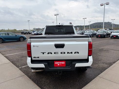 Certified 2025 Toyota Tacoma TRD Sport w/ TRD Sport Premium Package AWD/4WD image 3