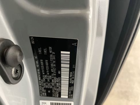 Used 2024 Toyota Sienna XSE w/ XSE Plus Package image 29