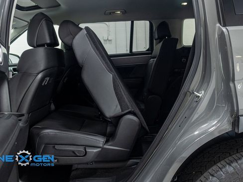 Used 2024 Hyundai Santa Fe XRT image 28