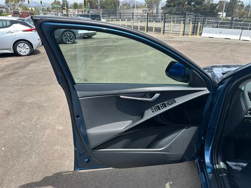 Used 2024 Kia Niro Wind FWD image 10