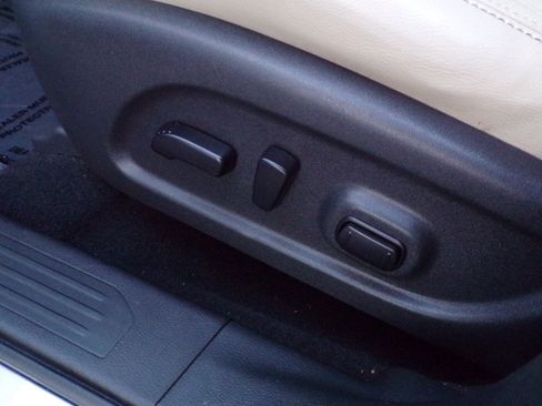 Used 2023 Nissan Murano SL w/ SL Moonroof Package image 13