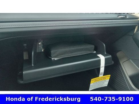 Certified 2025 Honda Accord SE image 19