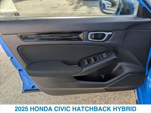 Certified 2025 Honda Civic Sport image 12