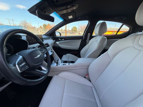 Used 2025 Genesis G70 2.5T AWD/4WD image 27