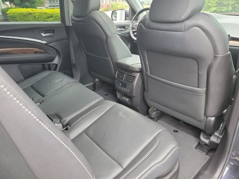 Used 2020 Acura MDX w/ Technology Package AWD/4WD image 29