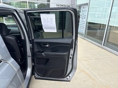 Used 2023 Honda Ridgeline RTL-E image 30