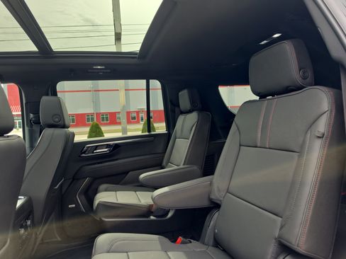 New 2026 Chevrolet Suburban RST w/ Comfort Package AWD/4WD image 14