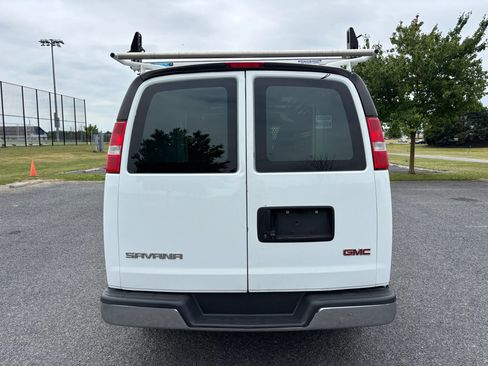 Used 2020 GMC Savana 2500 w/ Driver Convenience Package RWD image 7