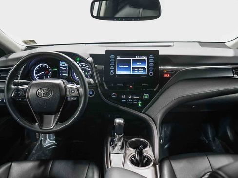 Certified 2021 Toyota Camry SE w/ Convenience Package image 13