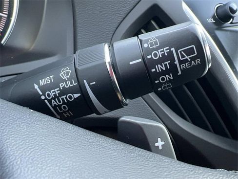 Used 2017 Acura MDX SH-AWD w/ Advance Package image 24