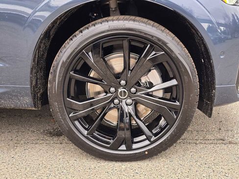 New 2026 Volvo XC60 B5 Ultra w/ Protection Package Premier image 9