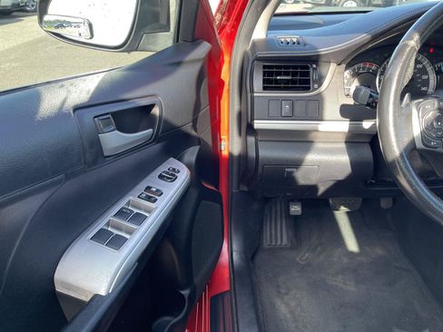 Used 2012 Toyota Camry SE FWD image 2