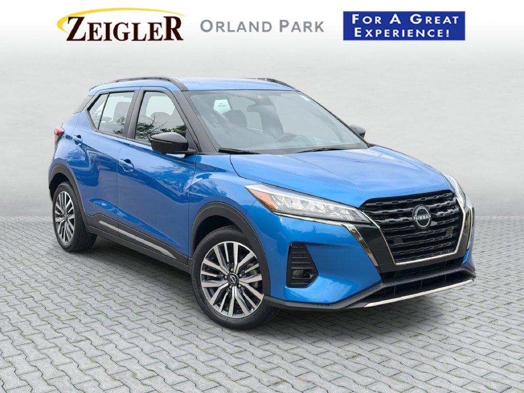 Used 2024 Nissan Kicks SR FWD image 1