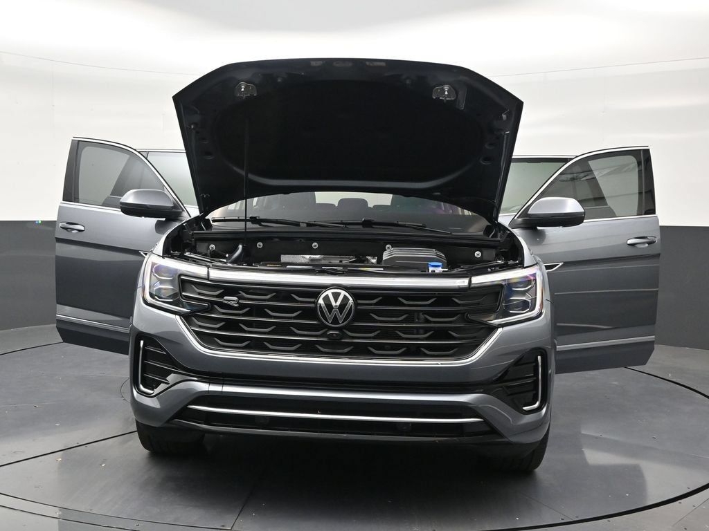 Used 2025 Volkswagen Atlas SEL Premium R-Line AWD/4WD image 33