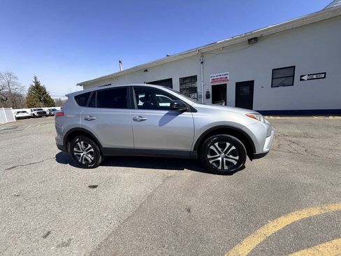 Used 2017 Toyota RAV4 LE w/ Carpet Mat Package image 6