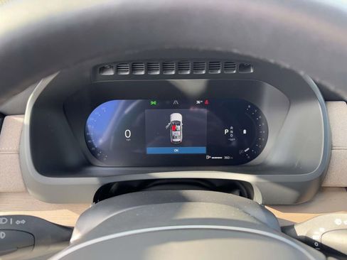 Certified 2026 Volvo XC90 B6 Plus w/ Protection Package Premier image 23