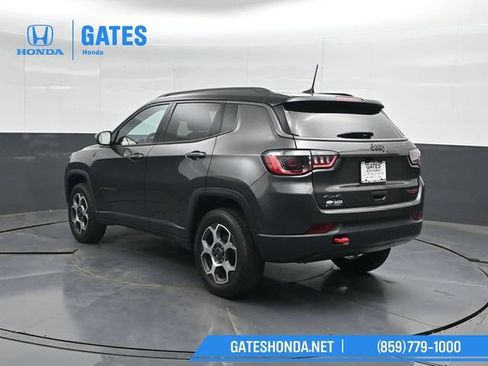 Used 2022 Jeep Compass Trailhawk w/ Trailhawk Convenience Group AWD/4WD image 8