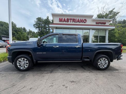 Used 2021 Chevrolet Silverado 2500 High Country w/ Technology Package AWD/4WD image 12