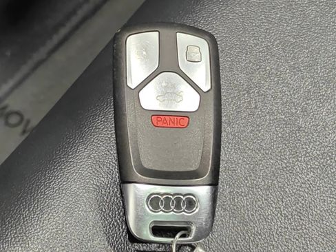 Used 2025 Audi Q5 2.0T Premium AWD/4WD image 13