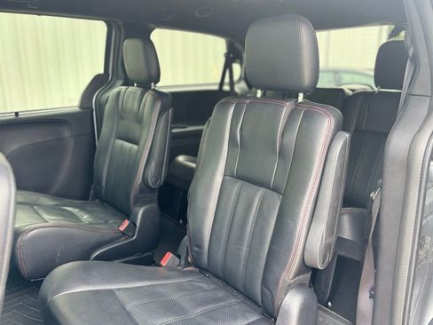 Used 2020 Dodge Grand Caravan GT image 17