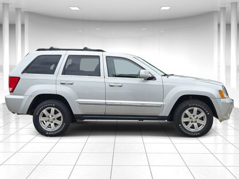 Used 2008 Jeep Grand Cherokee Limited w/ Trailer Tow Group IV AWD/4WD image 2