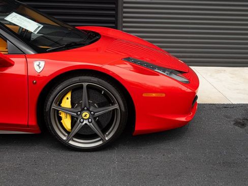 Used 2015 Ferrari 458 Spider RWD image 60