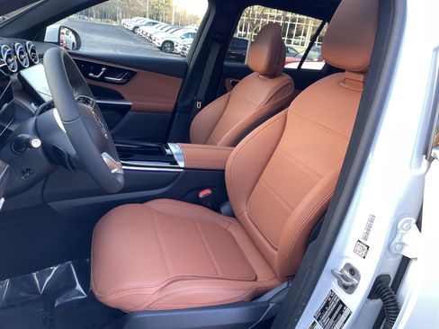 New 2026 Mercedes-Benz GLC 300 image 21