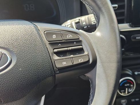 Used 2025 Hyundai Venue SEL FWD image 22