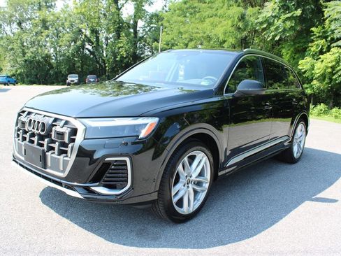 New 2025 Audi Q7 3.0T Premium Plus image 4