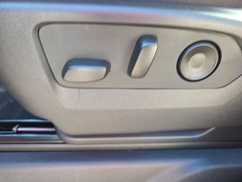 New 2026 Chevrolet Silverado 2500 LT w/ Convenience Package image 15