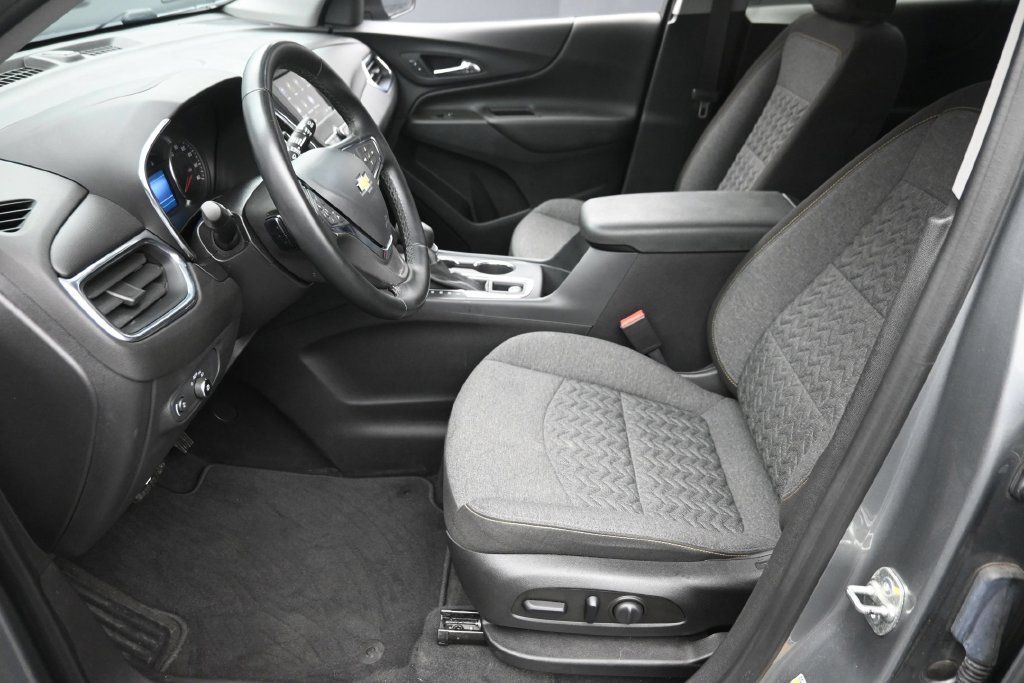 Used 2023 Chevrolet Equinox LT AWD/4WD image 17