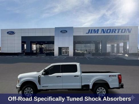 Used 2023 Ford F250 XLT w/ FX4 Off-Road Package AWD/4WD image 8