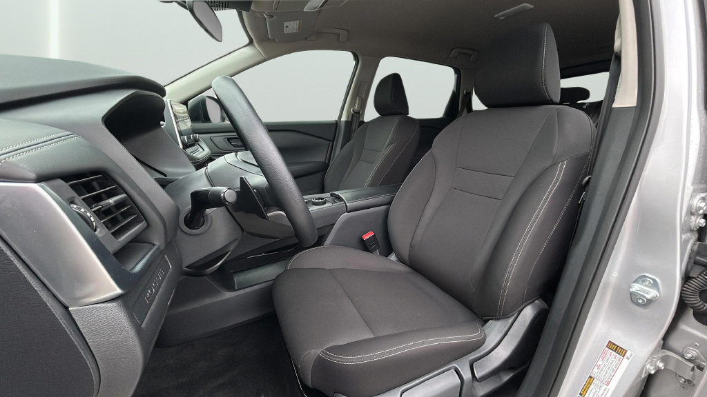 Used 2025 Nissan Rogue S AWD/4WD image 20