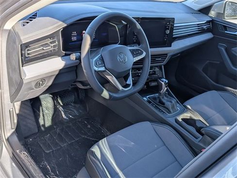 New 2026 Volkswagen Jetta SE image 11