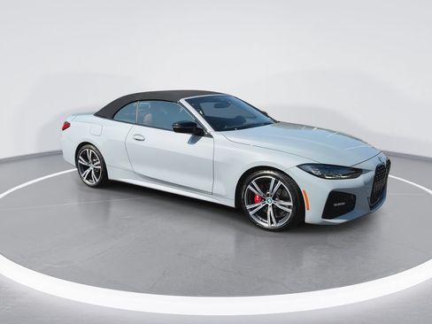 Used 2023 BMW 430i xDrive Convertible w/ M Sport Package AWD/4WD image 2