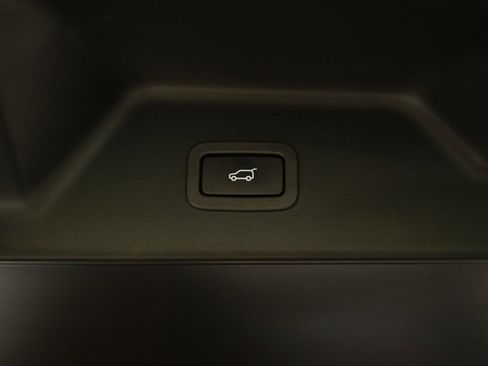 Used 2019 Land Rover Range Rover Supercharged image 32