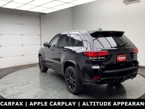 Used 2022 Jeep Grand Cherokee Laredo X AWD/4WD image 40