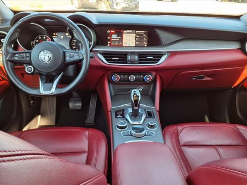Used 2021 Alfa Romeo Stelvio Ti w/ Nero Edizione image 17